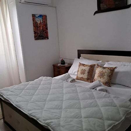 Olivia Guesthouse Gjirokastra Zewnętrze zdjęcie
